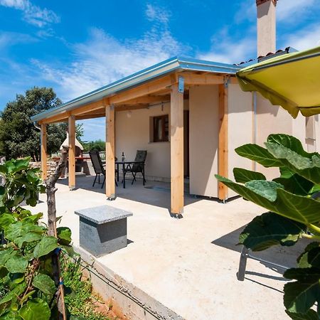 Casetta In Campagna Rovinj Exteriör bild