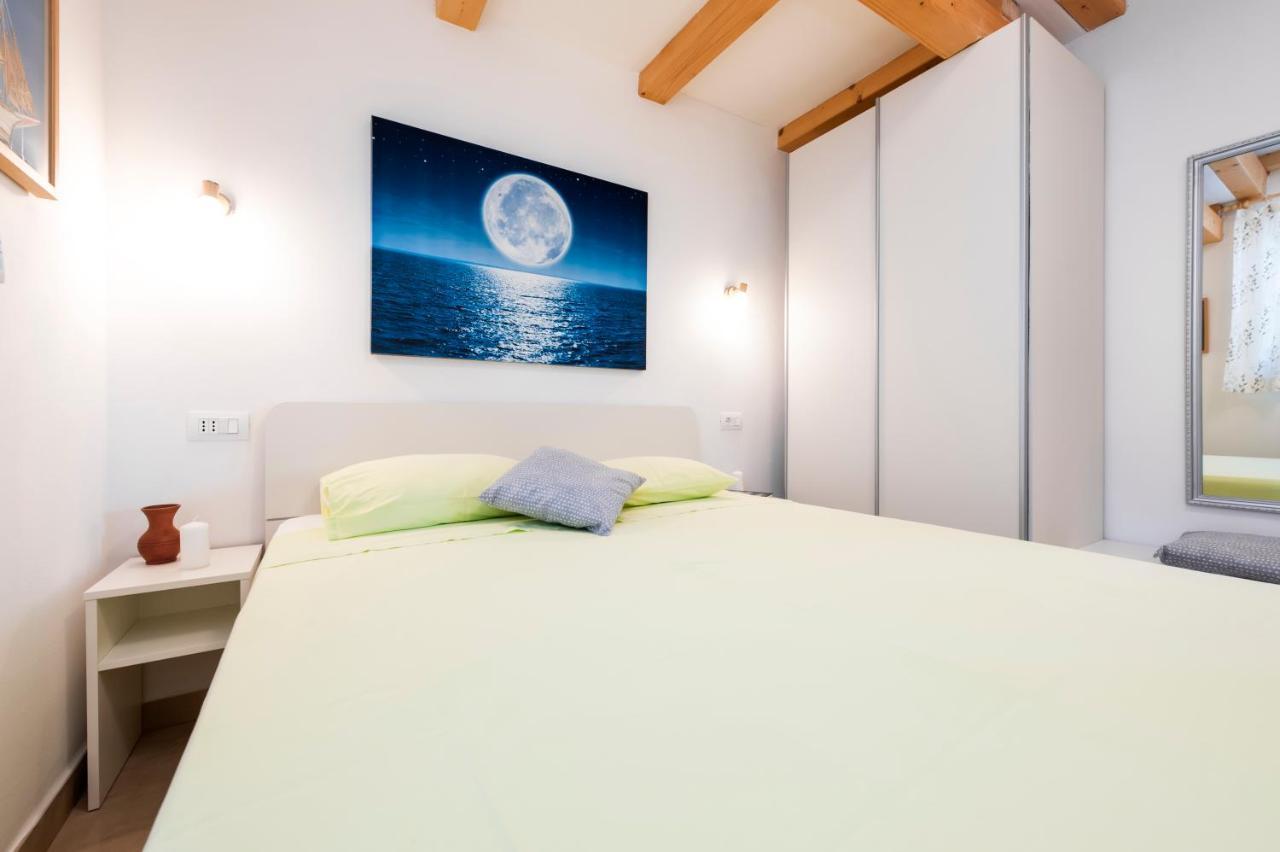 Casetta In Campagna Rovinj Exteriör bild