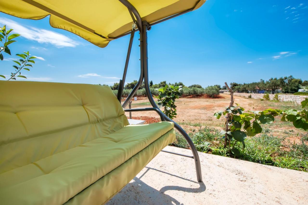 Casetta In Campagna Rovinj Exteriör bild